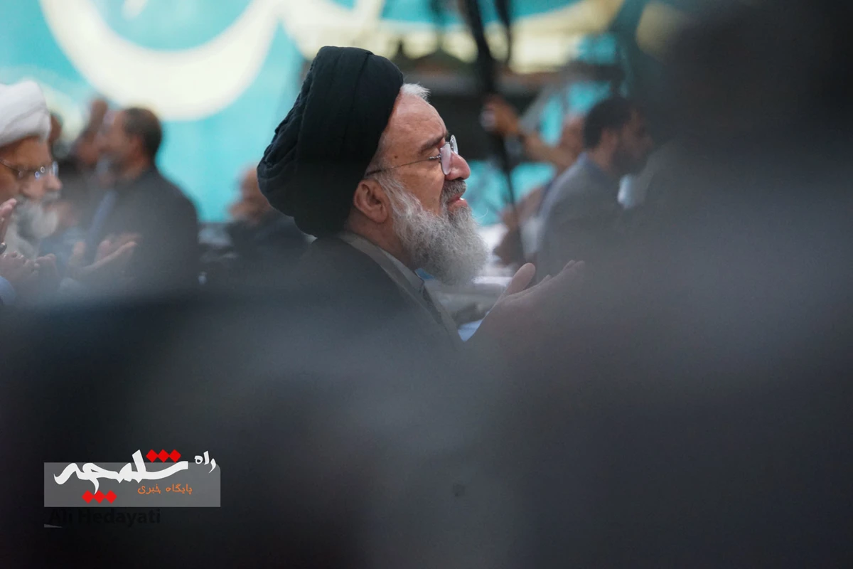 نماز عید قربان در دانشگاه تهران برگزار شد +تصاویر