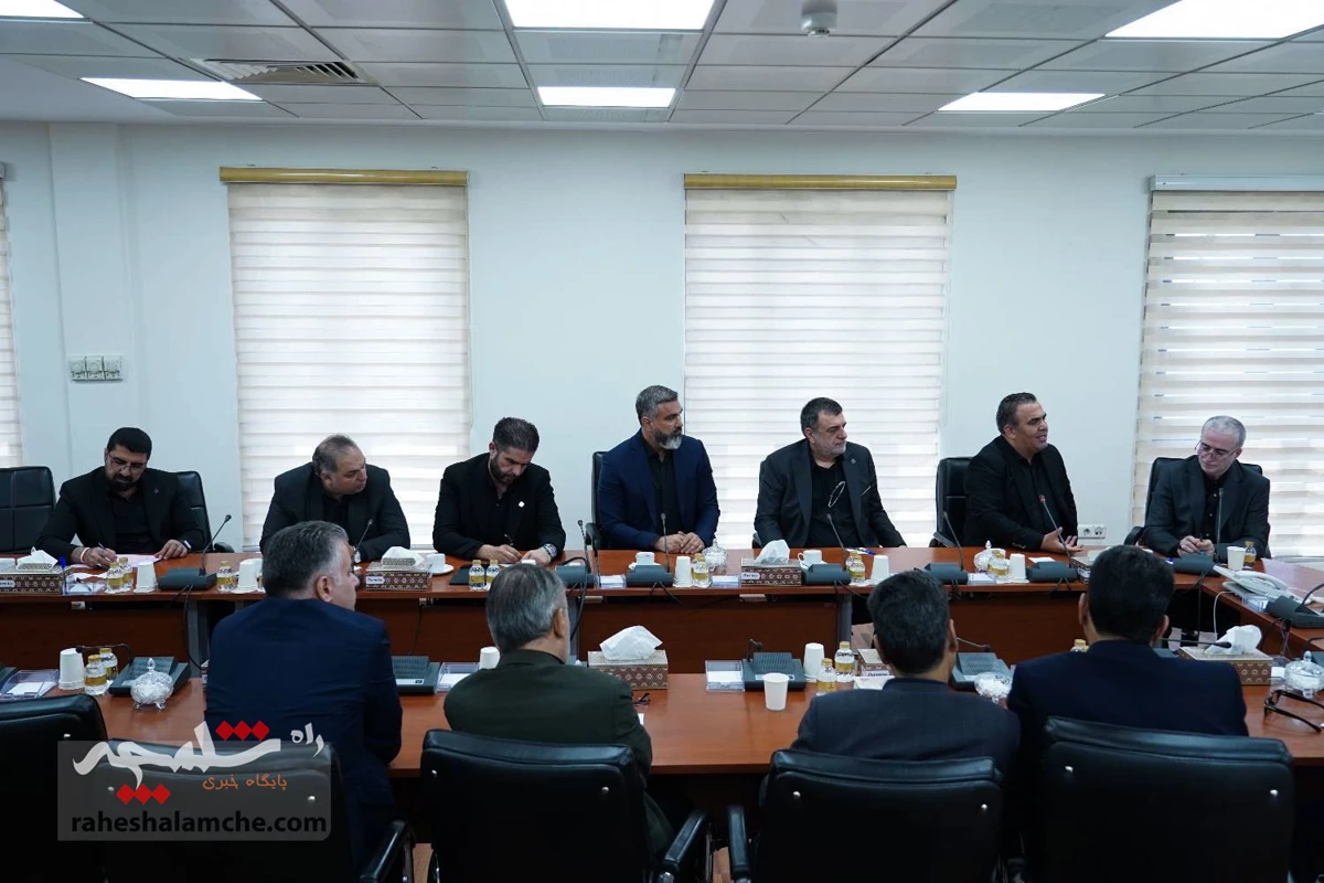 دیدار مخبر با جمعی از نمایندگان اصناف، اتحادیه ها و بازاریان تهران +تصاویر