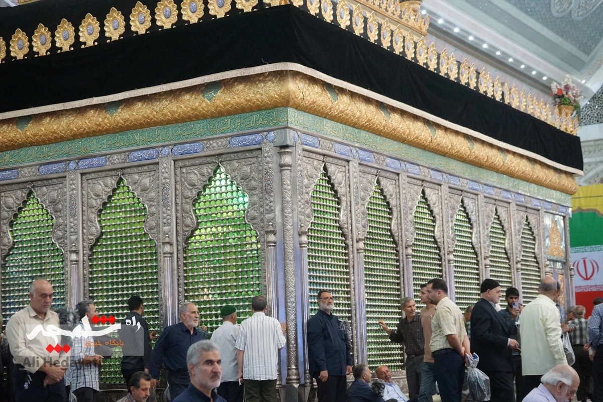 نماز جمعه این هفته تهران در حرم امام خمینی(ره) برگزار شد +تصاویر