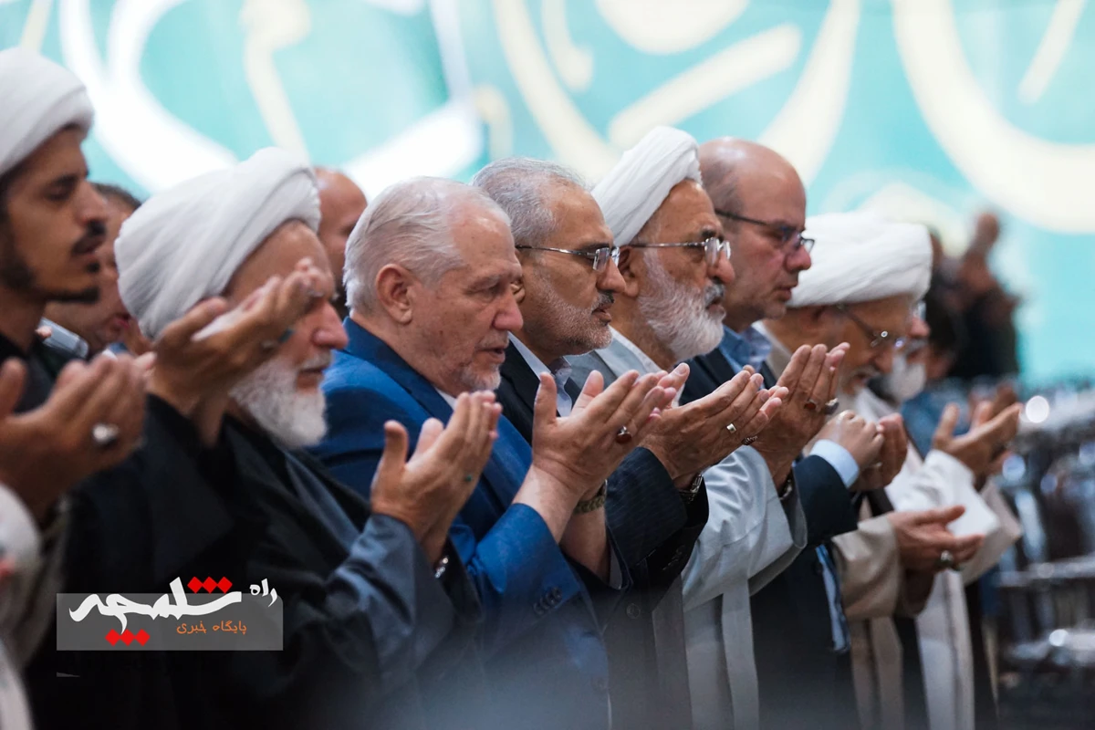 نماز عید قربان در دانشگاه تهران برگزار شد +تصاویر