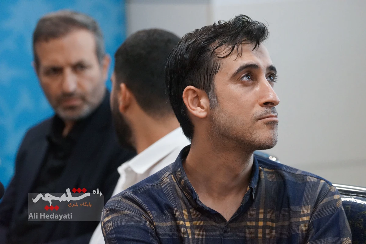 نشست صمیمی سخنگوی مجلس با خبرنگاران +تصاویر