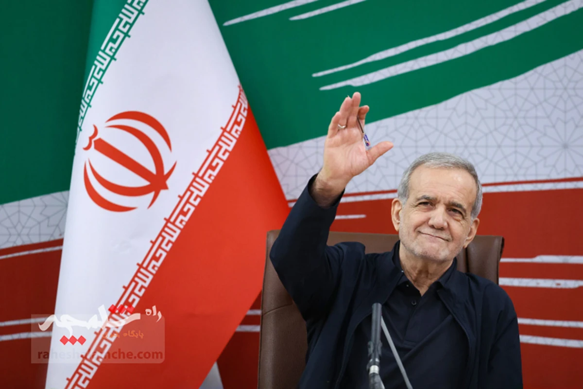 نشست خبری رئیس جمهور با خبرنگاران +تصاویر