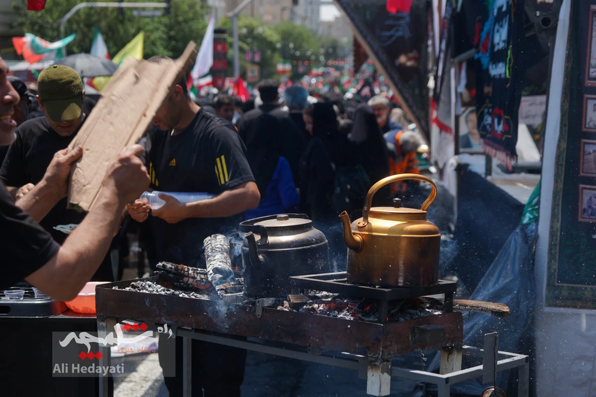 طنین عشق و دلدادگی اربعینی در تهران +تصاویر
