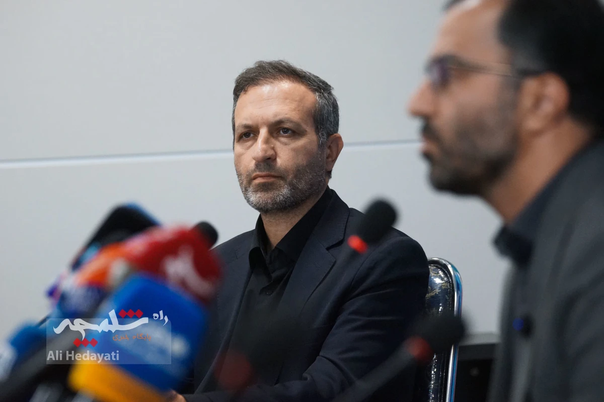 نشست صمیمی سخنگوی مجلس با خبرنگاران +تصاویر