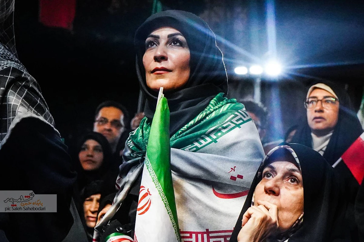 اجتماع هفتاد و هفتمین اجتماع مردمی در چهارراه کوکلا +تصاویر