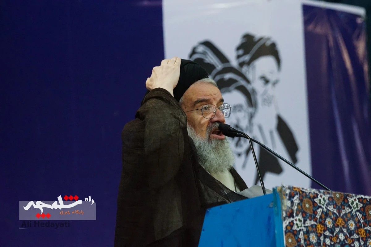 نماز عید قربان در دانشگاه تهران برگزار شد +تصاویر