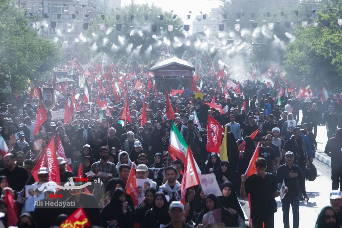 بزرگترین تشییع تاریخی جهانی در تهران +تصاویر