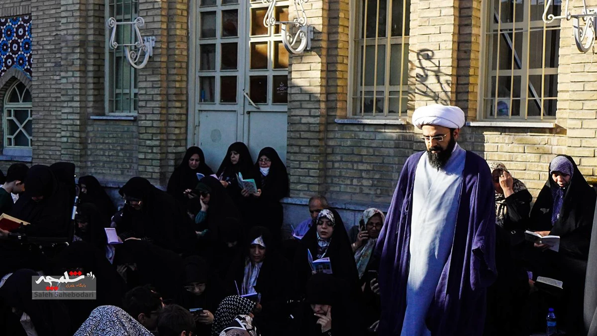 طنین دعای عرفه در حرم شاه عبدالعظیم حسنی(ع) +تصاویر