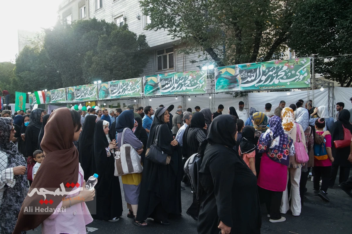 جشن «امت احمد» از میدان هفت تیر تا میدان ولی‌عصر(عج) +تصاویر