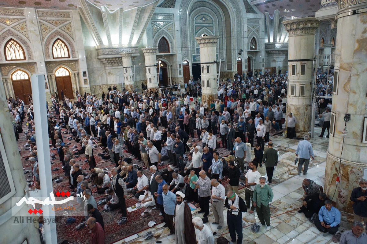 نماز جمعه این هفته تهران در حرم امام خمینی(ره) برگزار شد +تصاویر