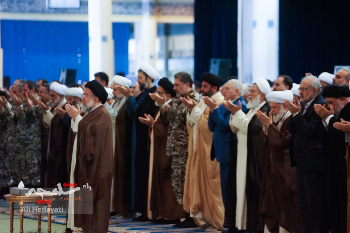 نماز جمعه تهران در سالروز تشکیل قرارگاه پدافند هوایی +تصاویر