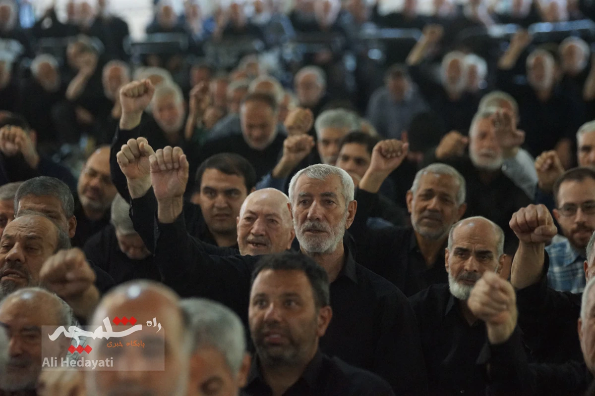 نماز جمعه تهران در آستانه وداع با آقای شهید ایران +تصاویر