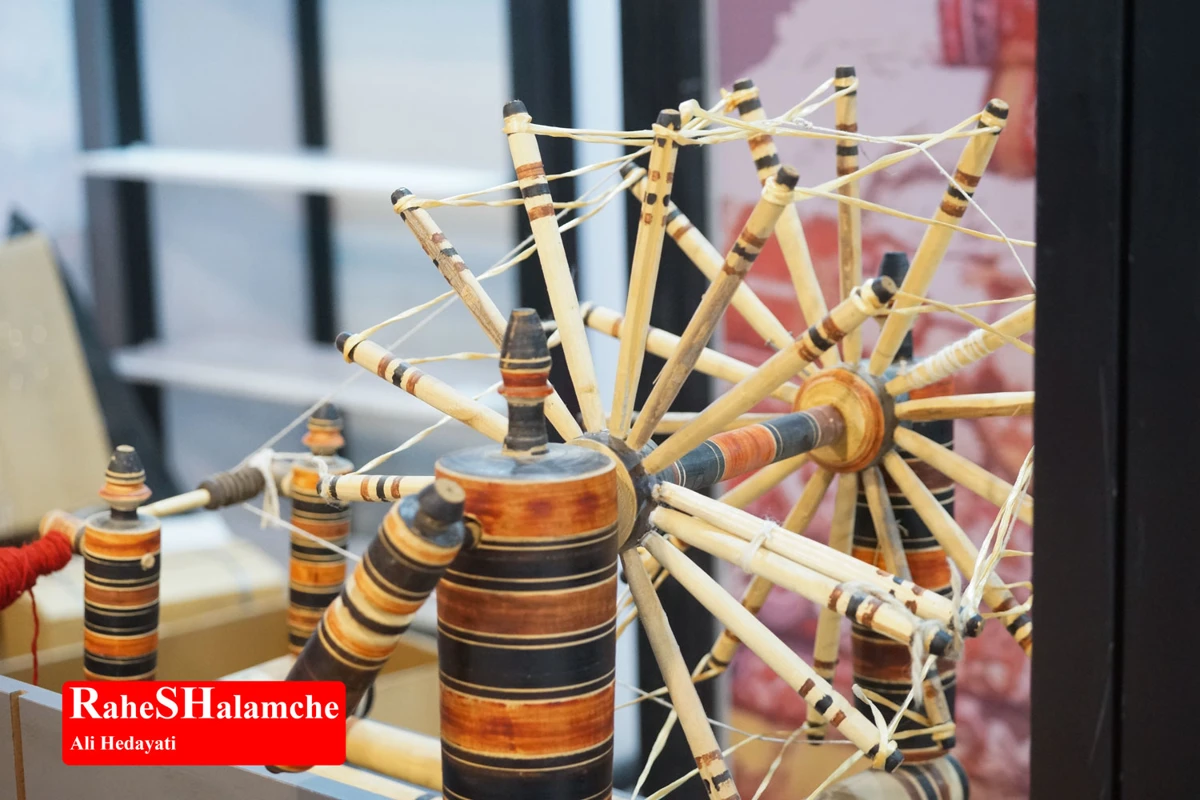 افتتاح نمایشگاه فرش دست‌بافت با حضور شهباز حسن‌پور در تهران +تصاویر