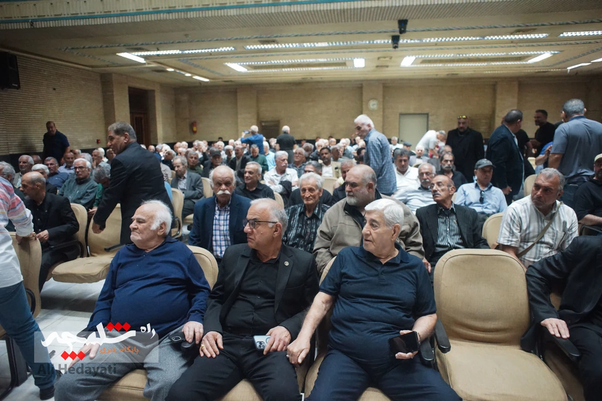  بزرگان قدیمی کشتی ایران در سوگ «آقاعبدالله موحد» +تصاویر