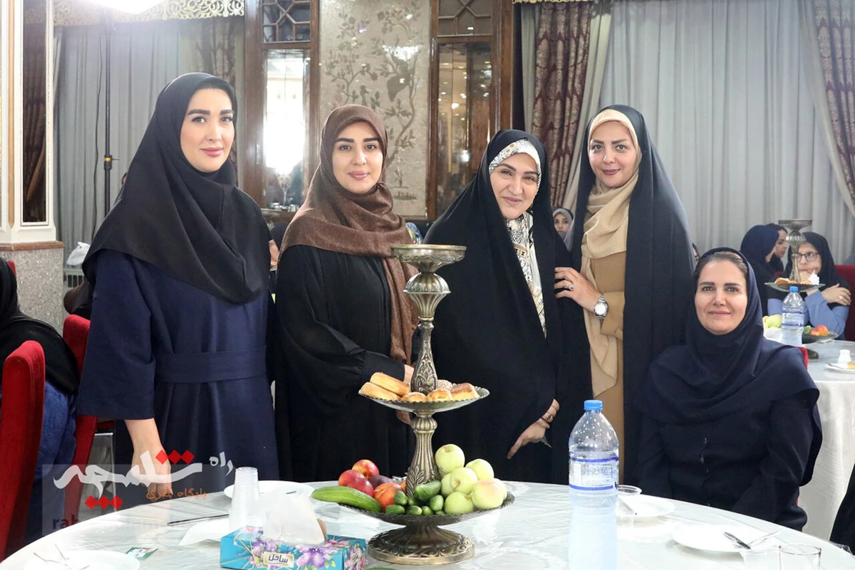نشست خبرنگاران پارلمانی با حضور رئیس مجلس چه گذشت؟ +تصاویر