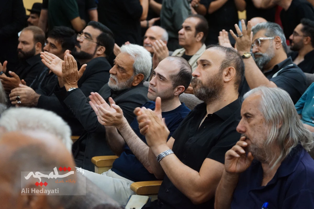 مراسم ختم مرحوم «اکبر عبدی» چه گذشت؟ +تصاویر