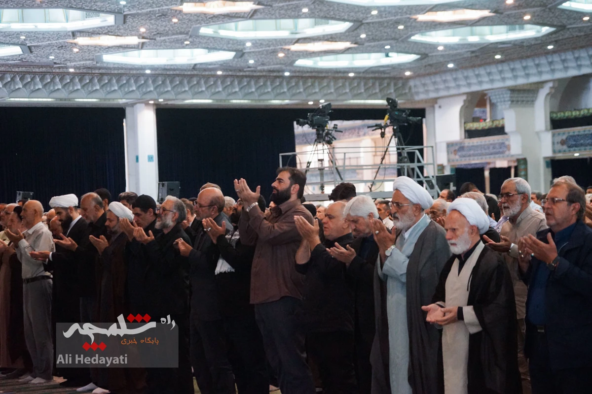 نماز جمعه تهران در مصلی امام خمینی(ره) برگزار شد +تصاویر
