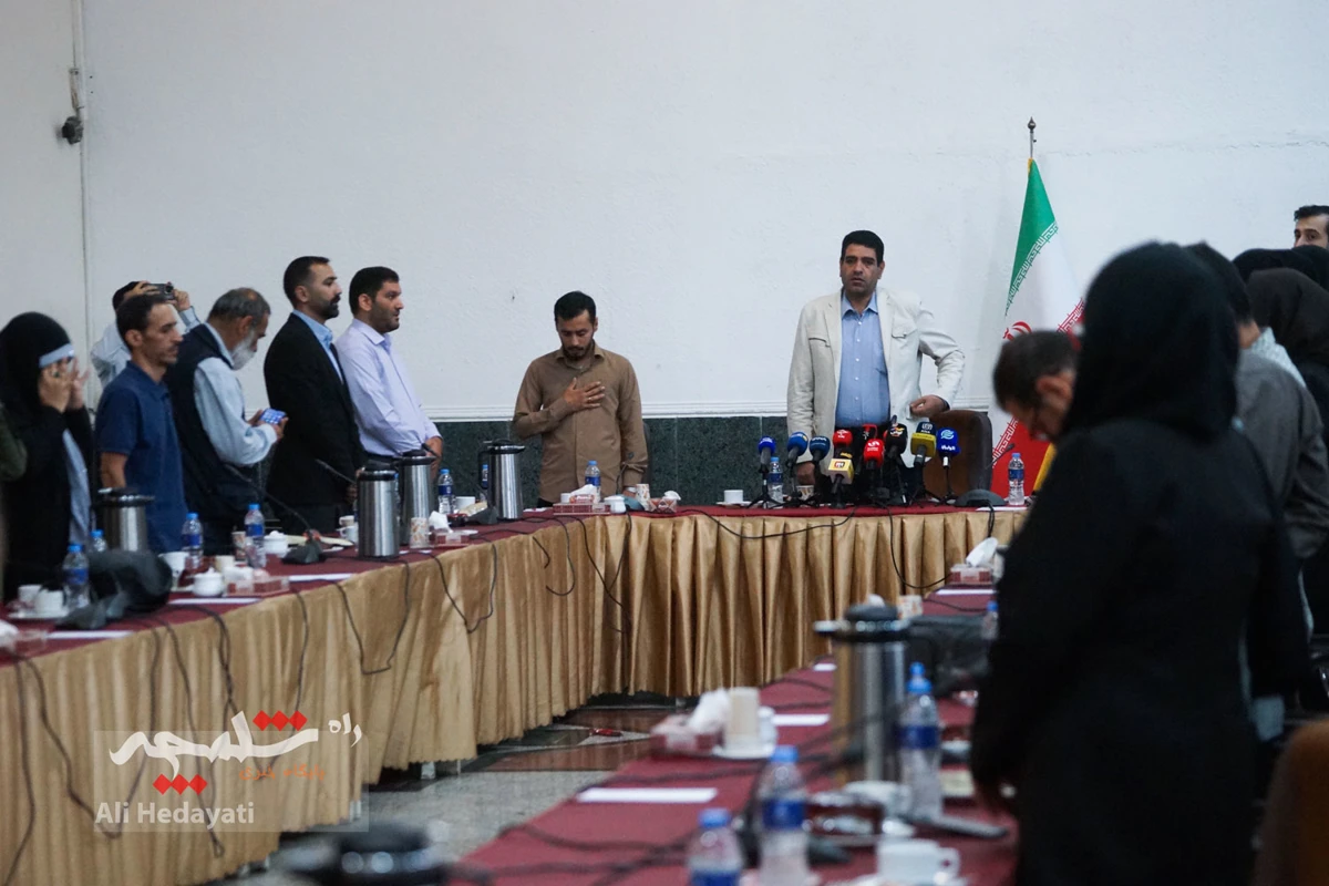 نشست خبری بیگدلی با اصحاب رسانه +تصاویر