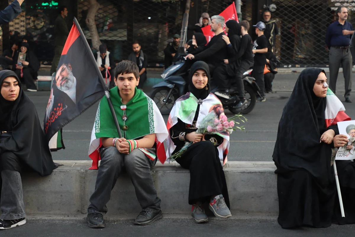 انتشار تصاویر مراسم وداع از نگاه مسعود نیک قلب 