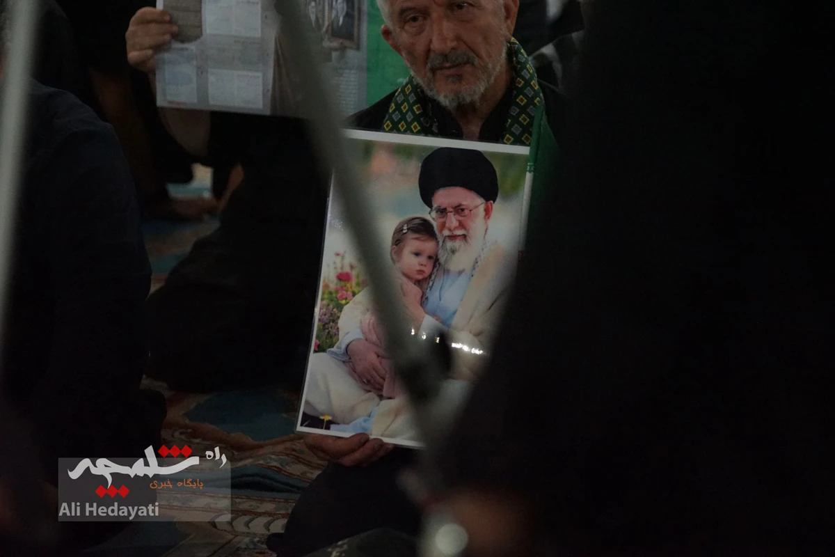 نماز جمعه تهران در آستانه وداع با آقای شهید ایران +تصاویر