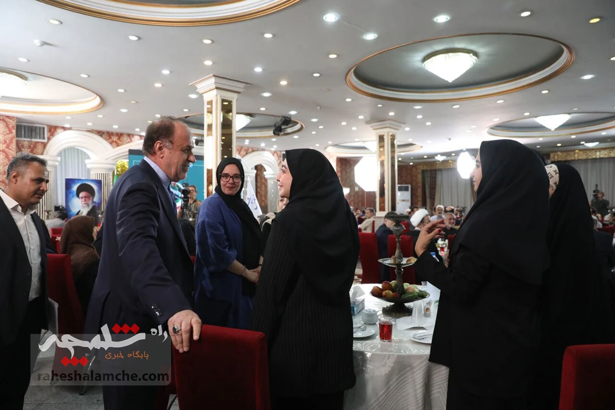 نشست خبرنگاران پارلمانی با حضور رئیس مجلس چه گذشت؟ +تصاویر