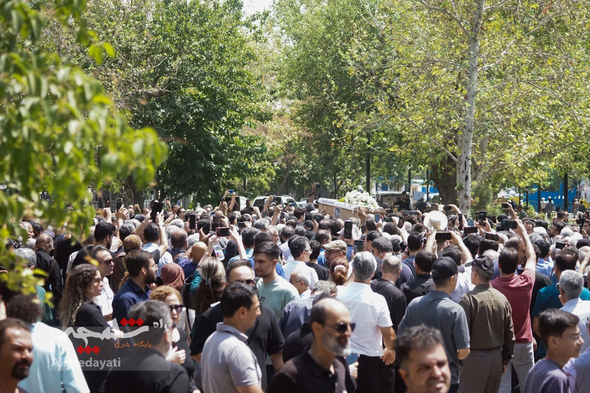 چه کسانی در مراسم تشییع «ایرج» حضور داشتند؟ +تصاویر