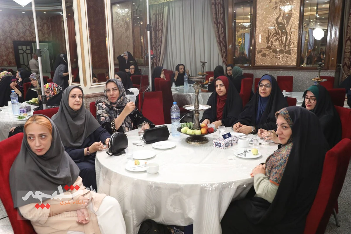 نشست خبرنگاران پارلمانی با حضور رئیس مجلس چه گذشت؟ +تصاویر