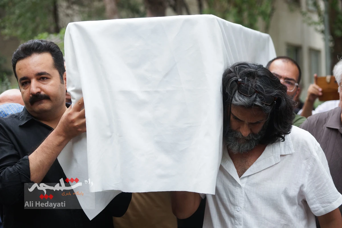 حاشیه‌های وداع با پیکر «جواد مجابی» +تصاویر