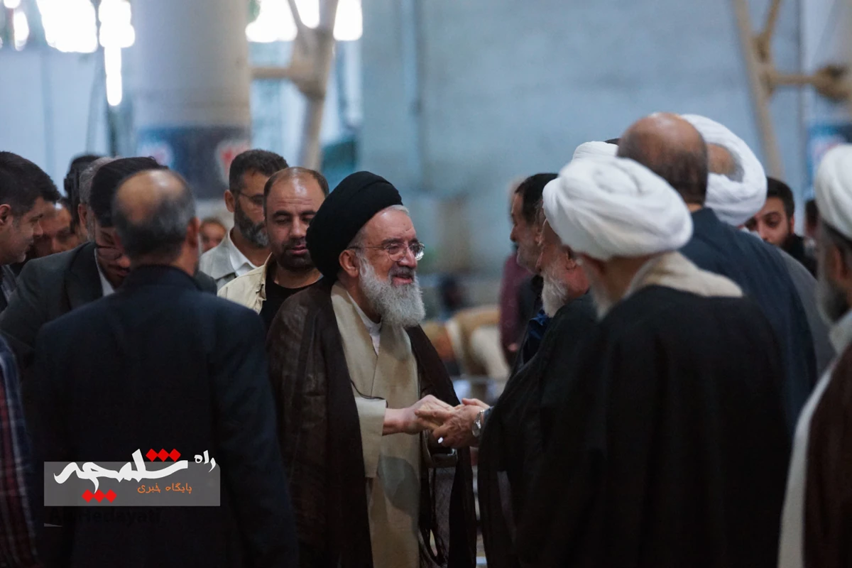 نماز عید قربان در دانشگاه تهران برگزار شد +تصاویر