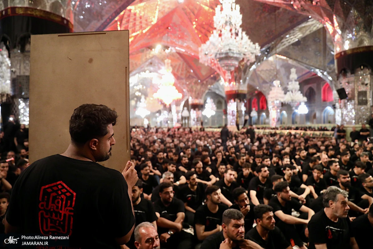 مراسم شب شهادت امام رضا (ع) در صحن جامع رضوی 