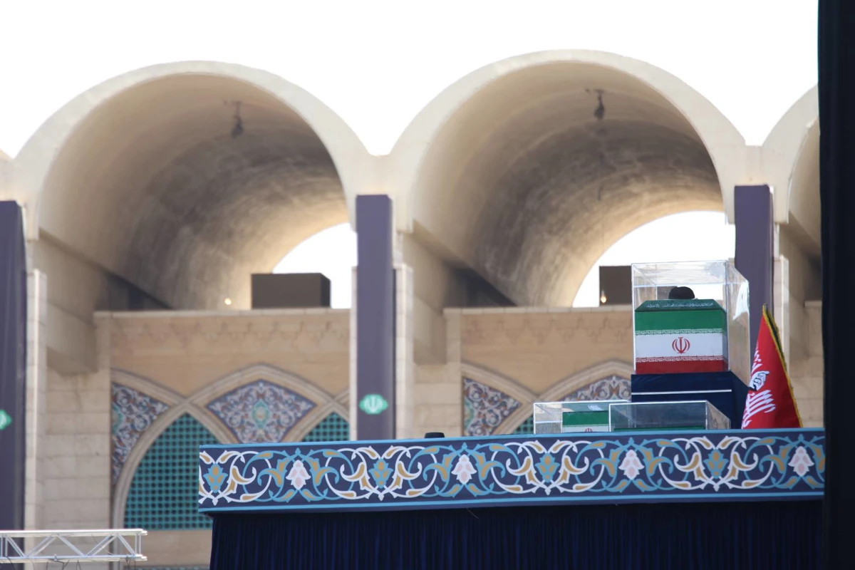 انتشار تصاویر مراسم وداع از نگاه مسعود نیک قلب 