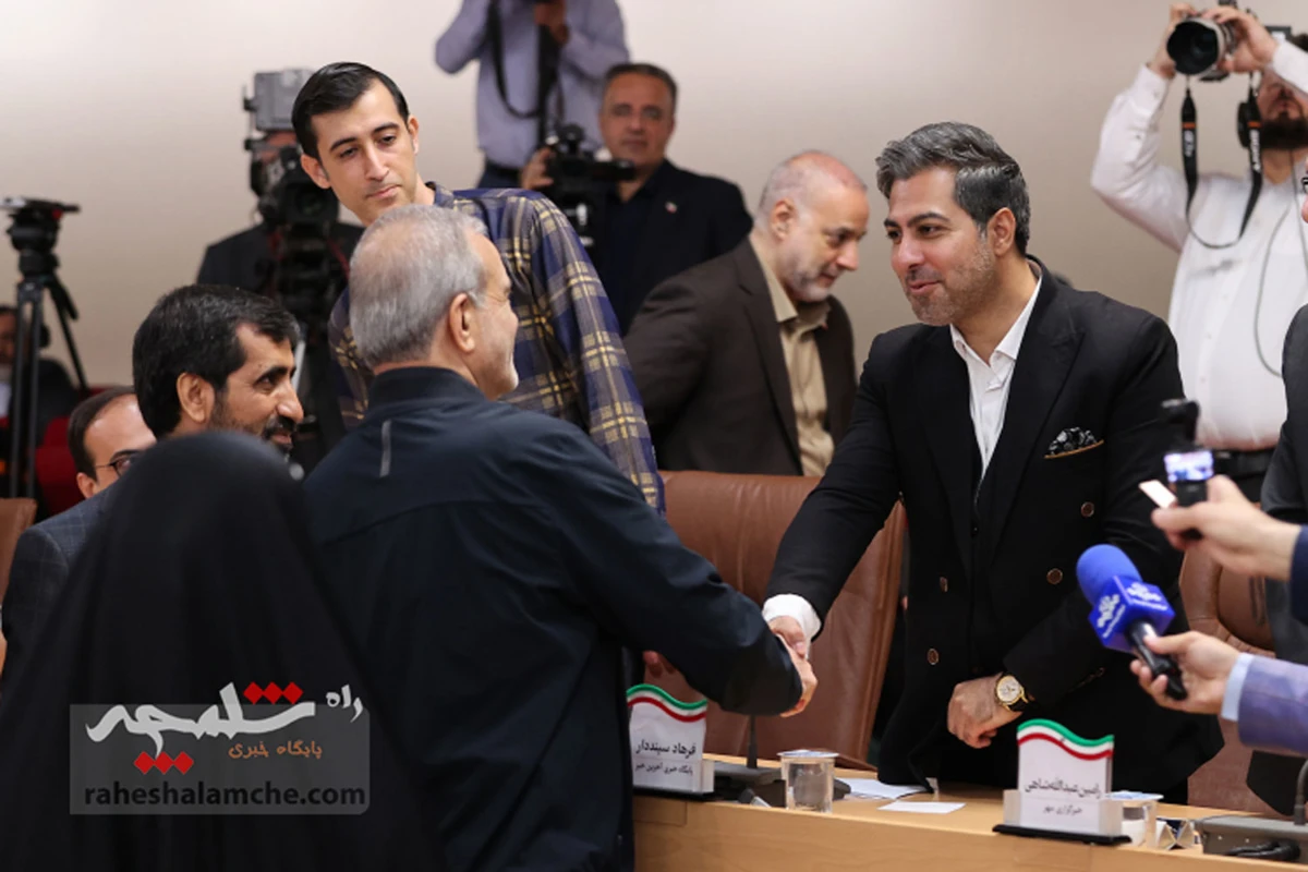 نشست خبری رئیس جمهور با خبرنگاران +تصاویر