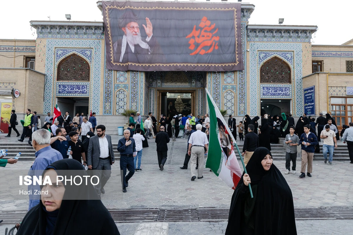 مراسم یادبود شهدای خانواده رهبر انقلاب در حرم عبدالعظیم(ع) +تصاویر