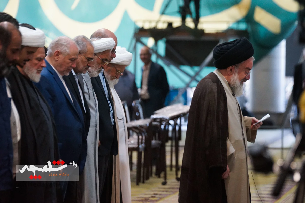 نماز عید قربان در دانشگاه تهران برگزار شد +تصاویر