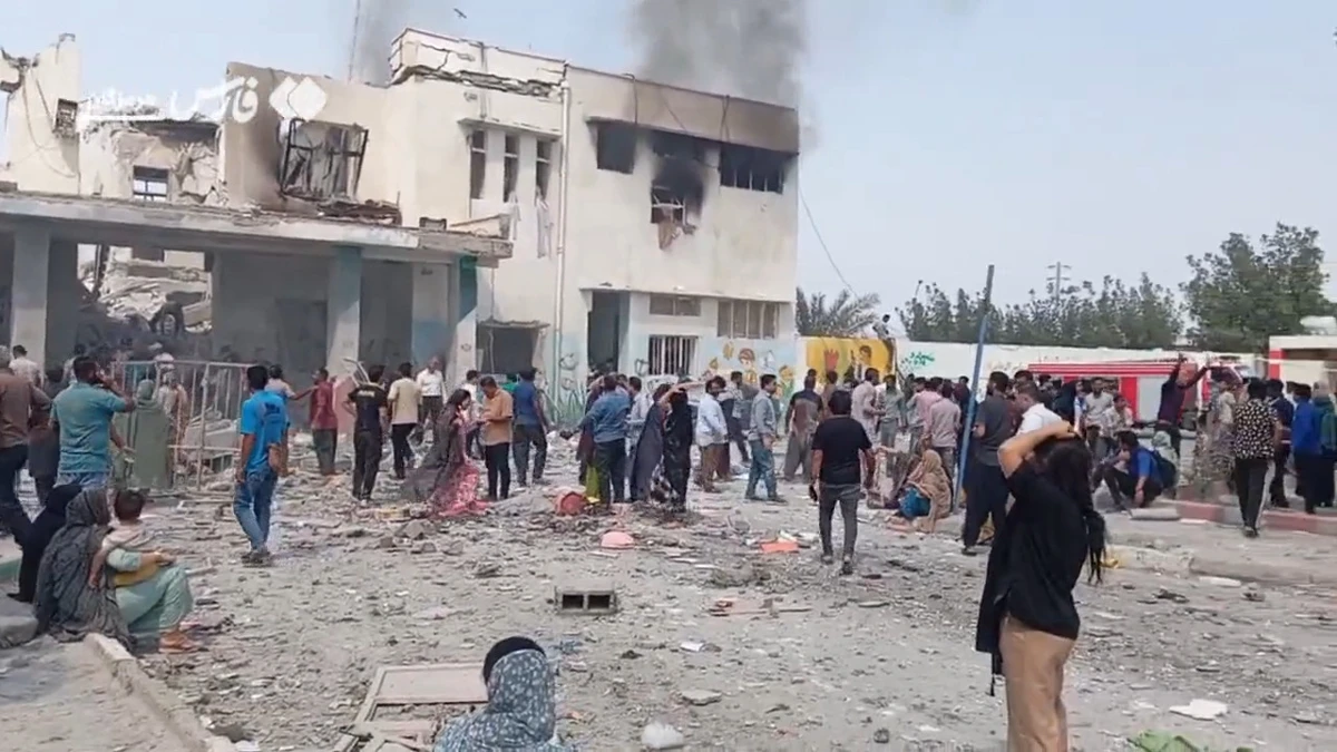 افزایش تعداد شهدای دانش آموز در میناب +فیلم