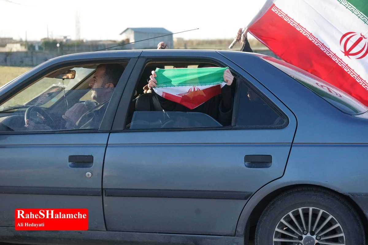 رژه خودرویی مردم بندپی بابل در حمایت از آرمان‌های رهبر شهید +تصاویر 