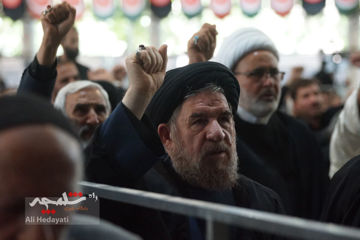 نماز جمعه تهران در آستانه وداع با آقای شهید ایران +تصاویر