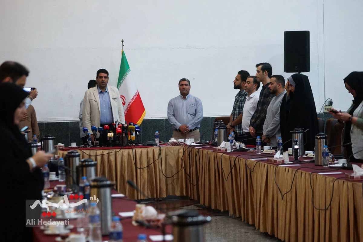 نشست خبری بیگدلی با اصحاب رسانه +تصاویر