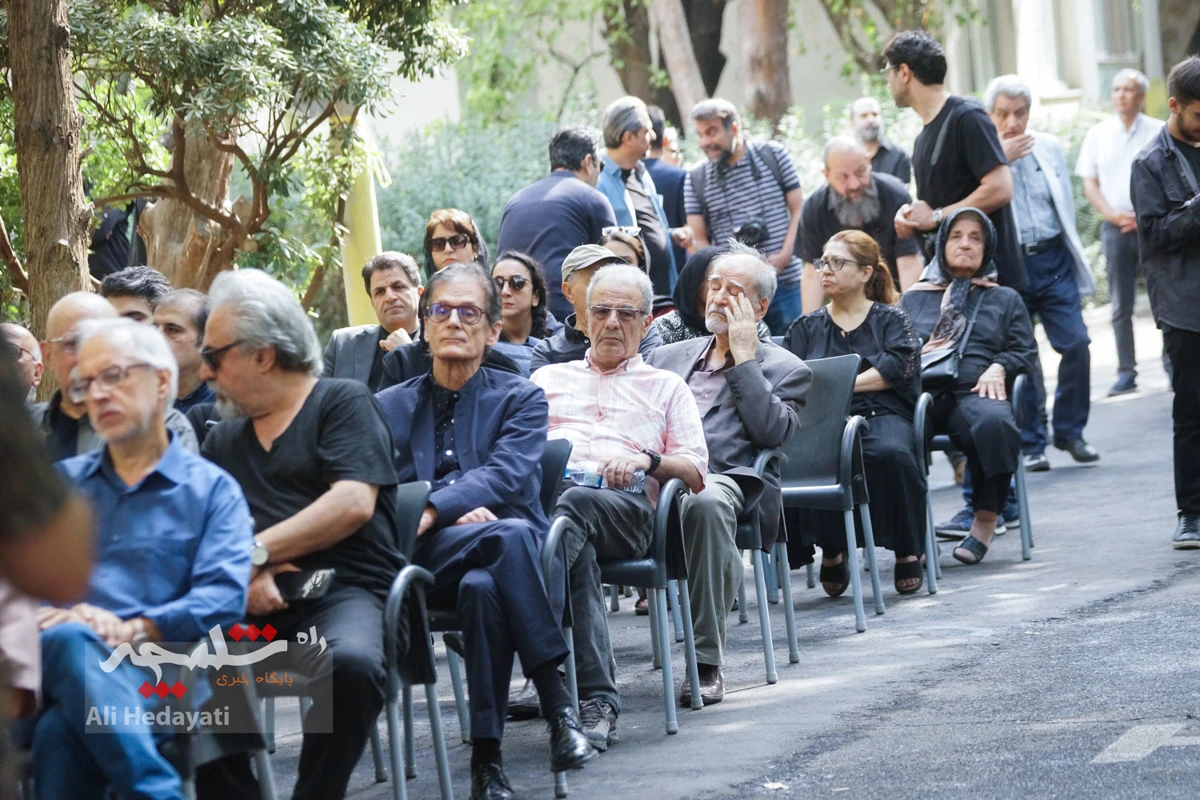حاشیه‌های وداع با پیکر «جواد مجابی» +تصاویر