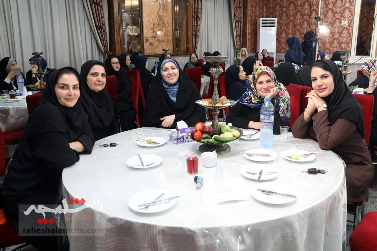 نشست خبرنگاران پارلمانی با حضور رئیس مجلس چه گذشت؟ +تصاویر