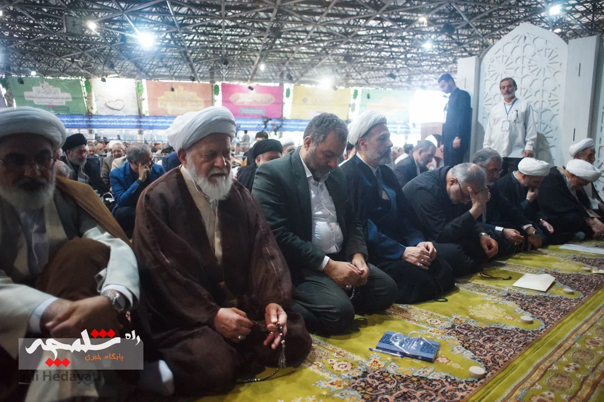 نماز جمعه تهران اول خرداد 405 +تصاویر