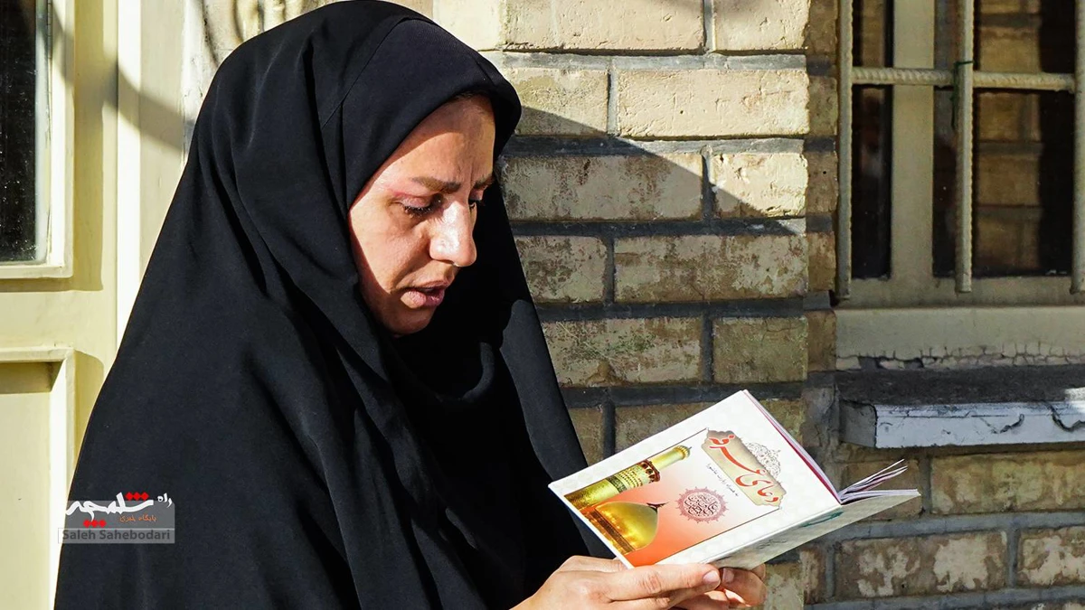 طنین دعای عرفه در حرم شاه عبدالعظیم حسنی(ع) +تصاویر