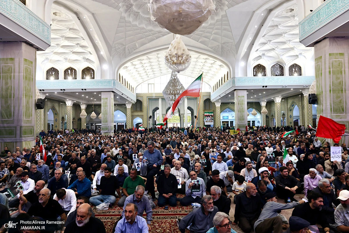 مراسم یادبود شهدای خانواده رهبر انقلاب در حرم عبدالعظیم(ع) +تصاویر