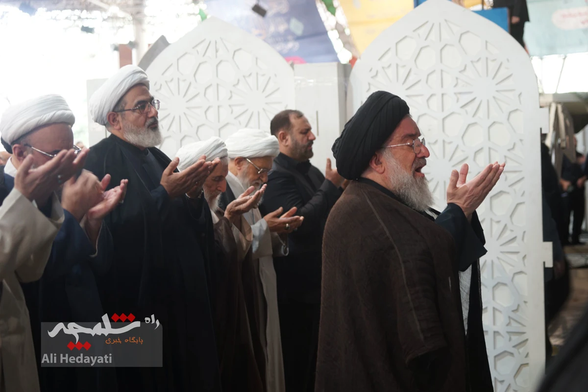 نماز جمعه تهران در آستانه وداع با آقای شهید ایران +تصاویر