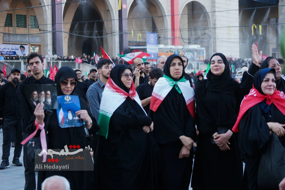 پایان وداع با شکوه با آقای شهید ایران +تصاویر