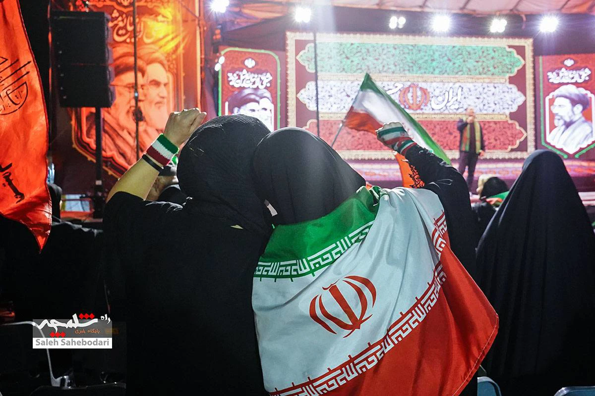 صد و بیستمین حماسه و اقتدار مردمی در میدان ولی‌عصر(عج) تهران +تصاویر