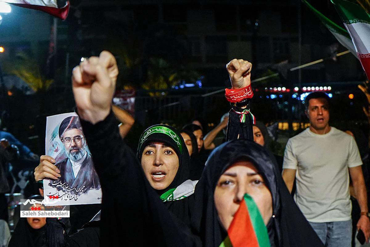 صد و بیستمین حماسه و اقتدار مردمی در میدان ولی‌عصر(عج) تهران +تصاویر