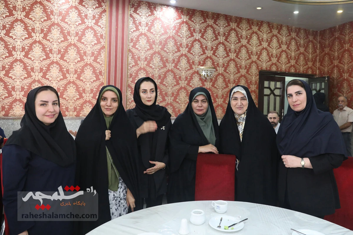 نشست خبرنگاران پارلمانی با حضور رئیس مجلس چه گذشت؟ +تصاویر