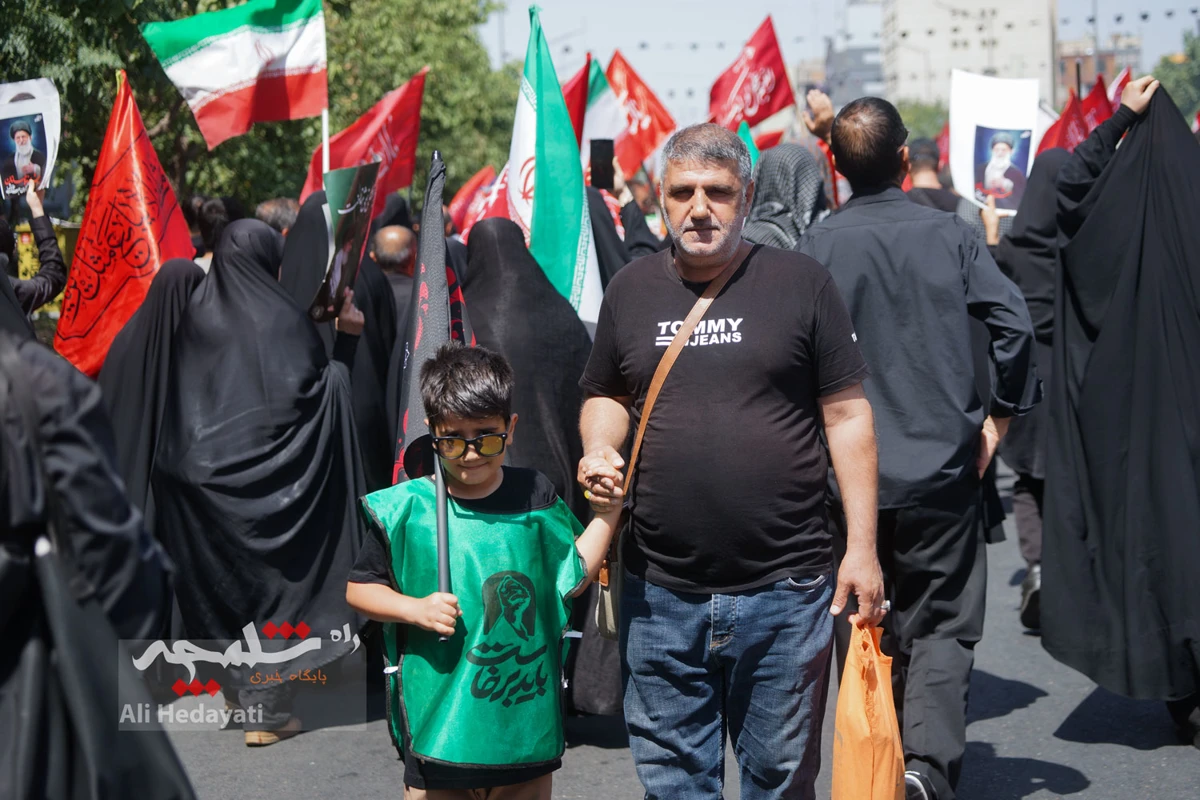 بزرگترین تشییع تاریخی جهانی در تهران +تصاویر