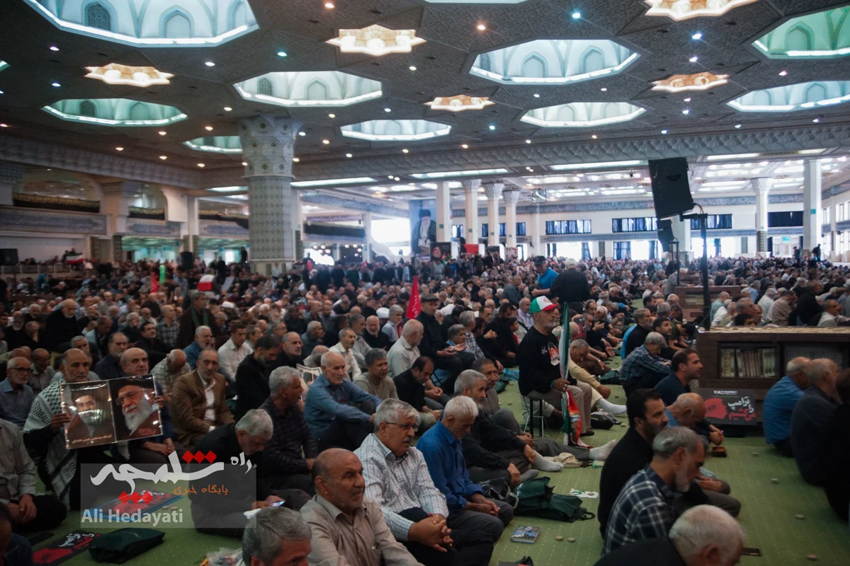 نماز جمعه تهران در مصلی امام خمینی(ره) برگزار شد +تصاویر